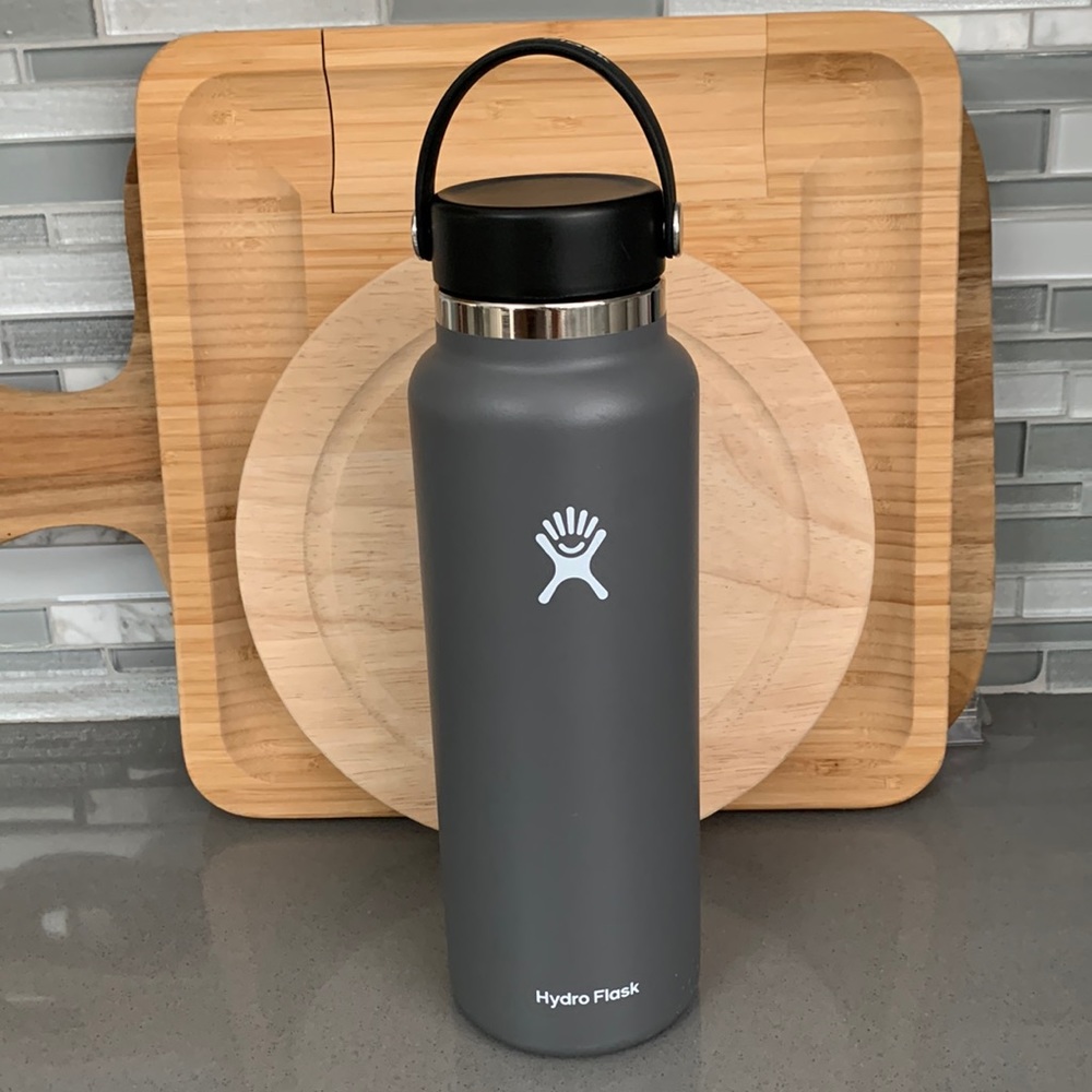 40 oz Gray Hydro Flask
